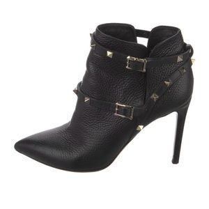 Valentino 9.5 studded booties